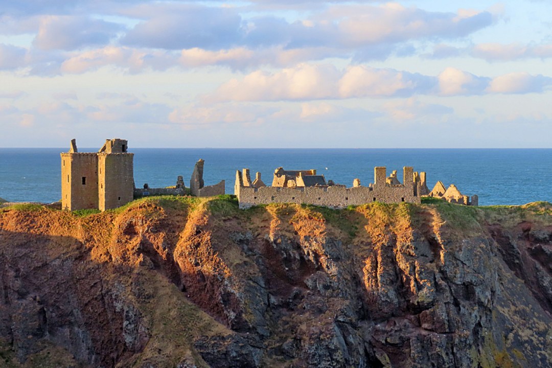 Dunnottar Castle Cliffs