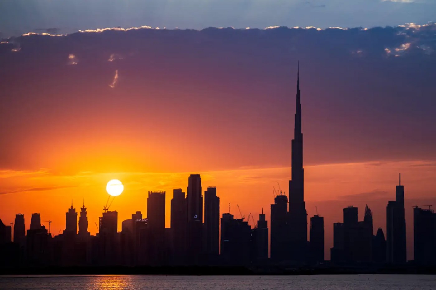 Dubai Burj Khalifa Skyline