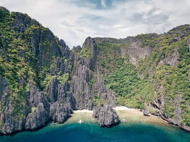 Palawan Secret Lagoon Hidden Beach